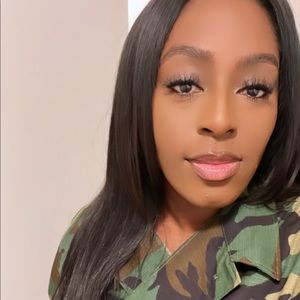 Meet your Posher, Kelly